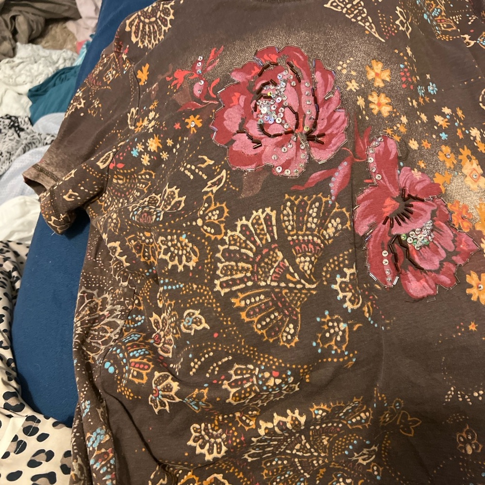 Gloria Vanderbilt Floral Sequin Embellished Tee – Women’s Plus Size